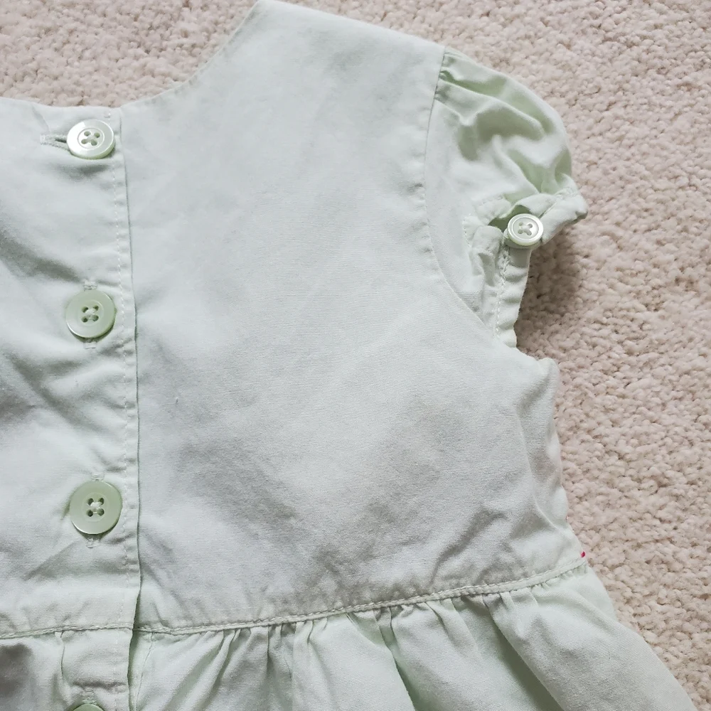Old Navy Girls' Light Green and Pink Smocked/Embroidered Dress sz2T